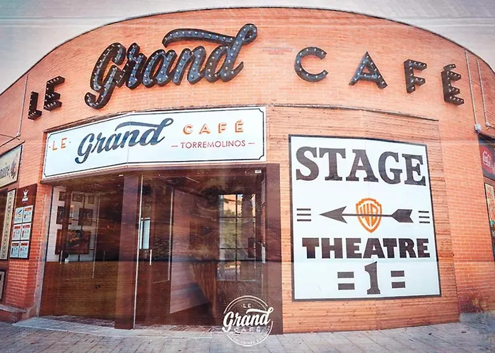 Townhouse, Adosado Con Encanto -130 M2 - Wifi 600 Mb - Community Pool - Private Patio *