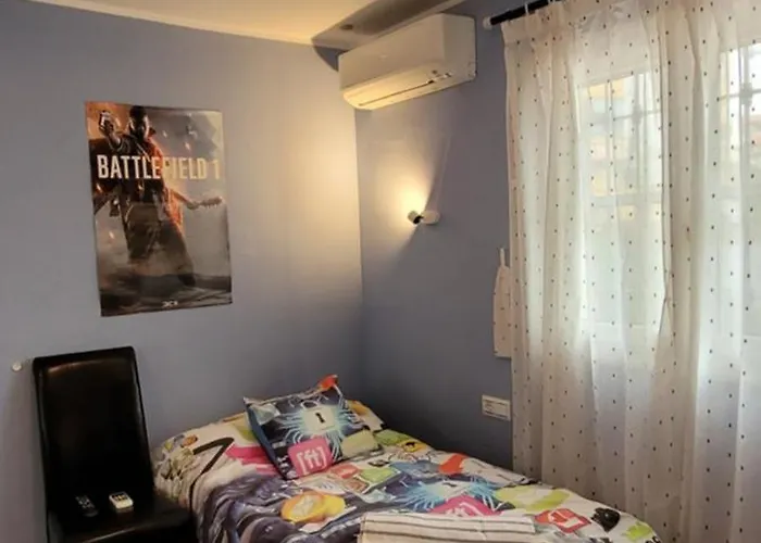 Townhouse, Adosado Con Encanto -130 M2 - Wifi 600 Mb - Community Pool - Private Patio * Torremolinos